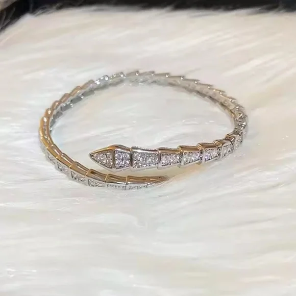 Serpenti Silver Bracelet Elegant Minimalist Design - Picture 2 of 9